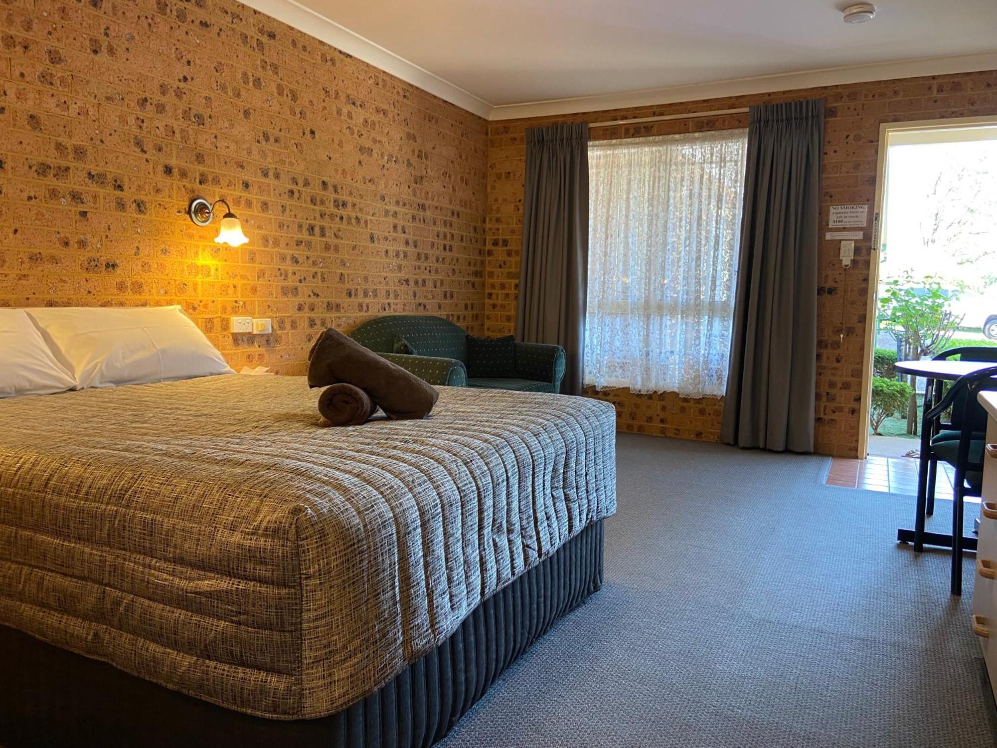 Aberdeen Motel Hotel 3*